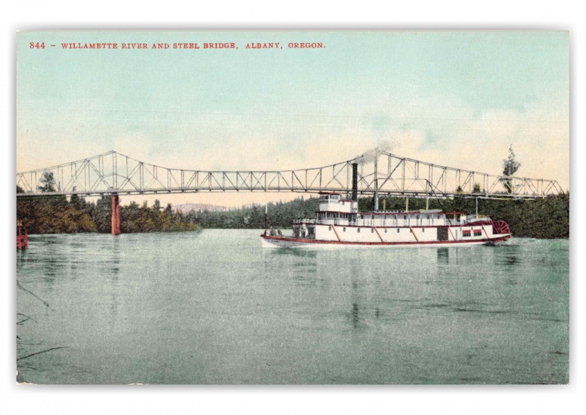 Albany Oregon Willamette River and Steel Bridge