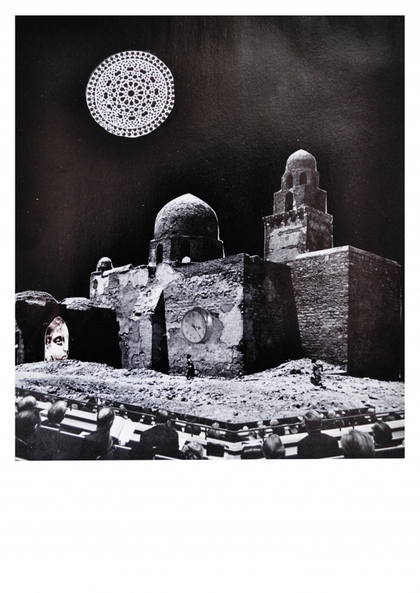 Surrealistische collage van belrost stad en de maan