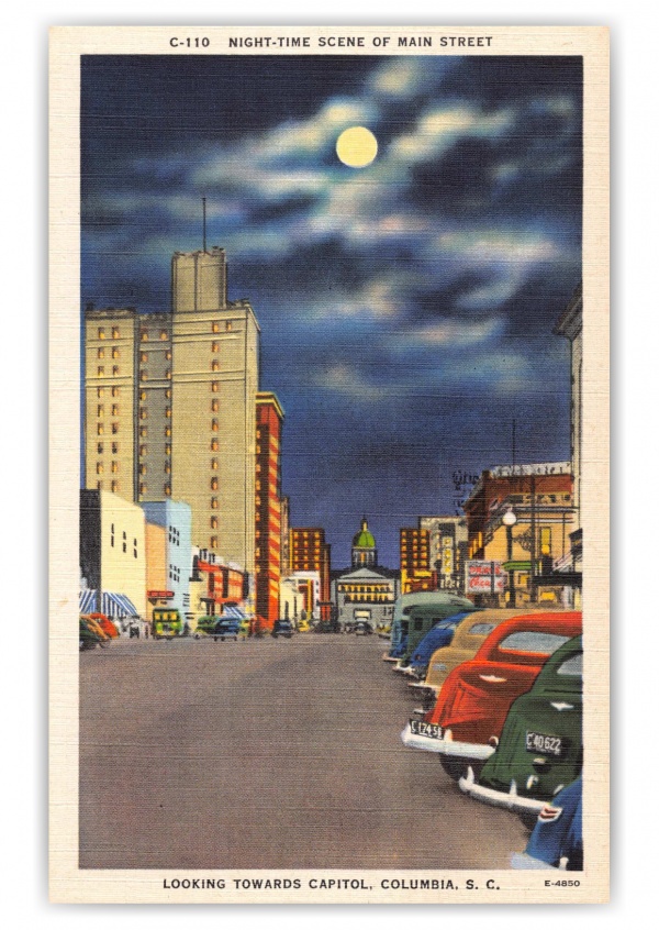 Columbia, South Carolina, Main street looking at the capitol at night