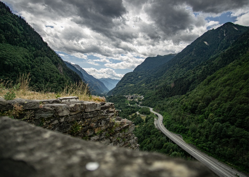 James Graf foto estrada de montanha