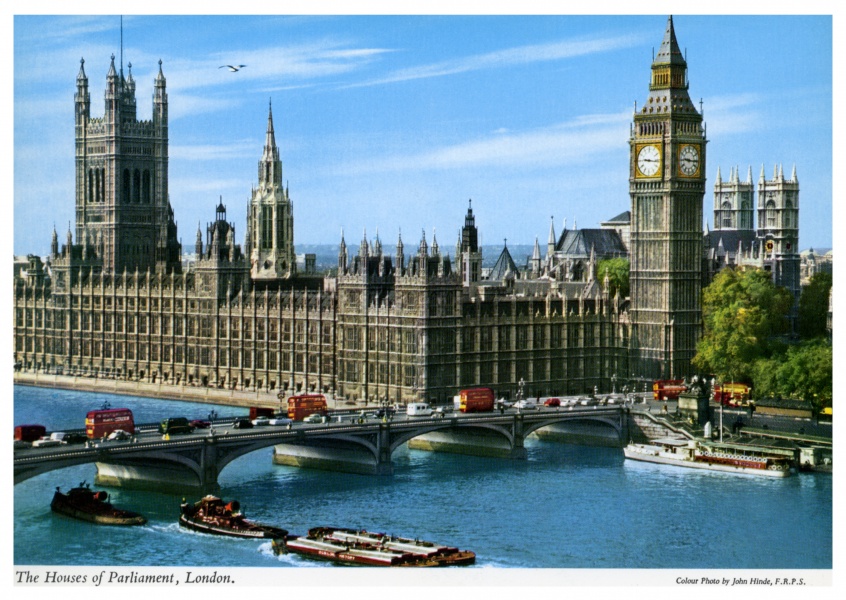 John Hinde photo d'Archive de la Maison du Parlement et de la Rivière Thames