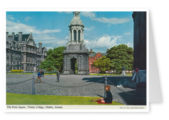 John Hinde Archivio fotografico con La Piazza antistante, il Trinity College, Dublino, Irlanda