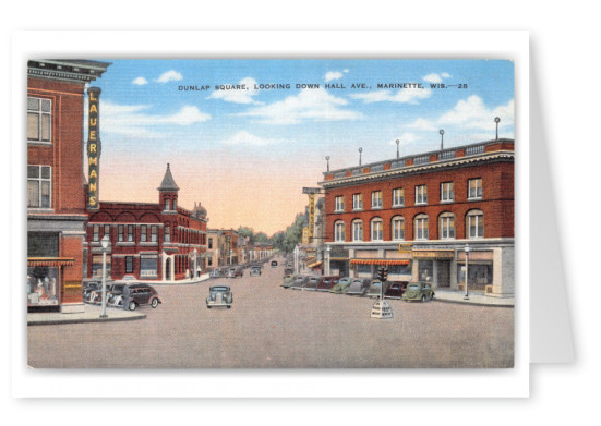 Marinette, Wisconsin, Dunlap Square looking down hall avenue