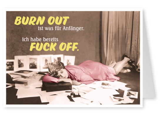 vintage Foto schlafende Sekretärin im Chaos