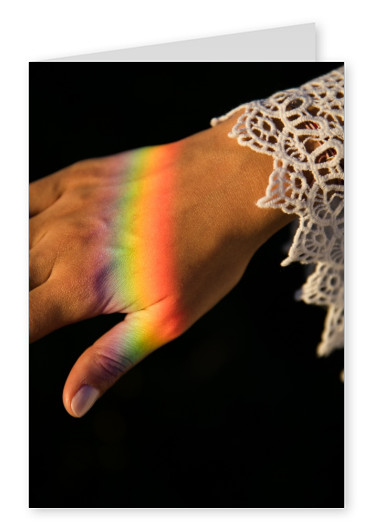 Hand mit Lichtspiel (Regenbogen)