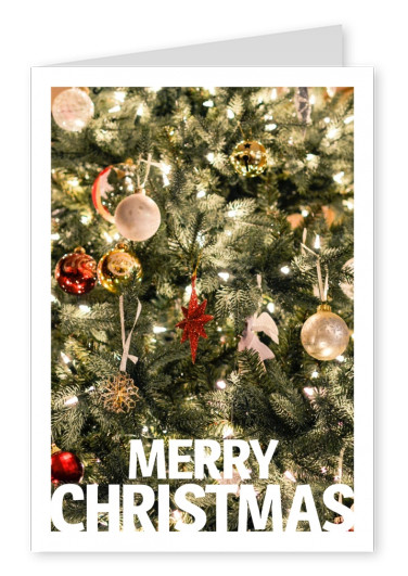 Weihnachtsgrußkarte mit Nahaufnahme eines Weihnachtsbaumes