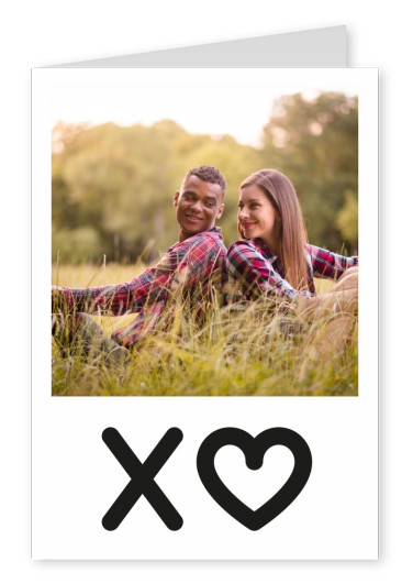 Personalisierbare Liebes Postkarte in schwarz weiß mit XO