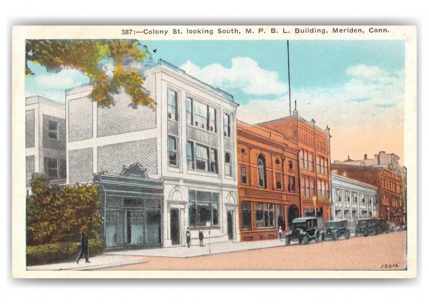 Meriden, Connecticut, Colony Street looking south