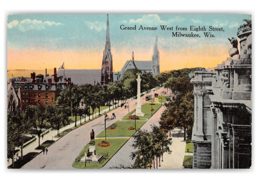 Milwaukee, Wisconsin, Grand Avenue West from 8th street