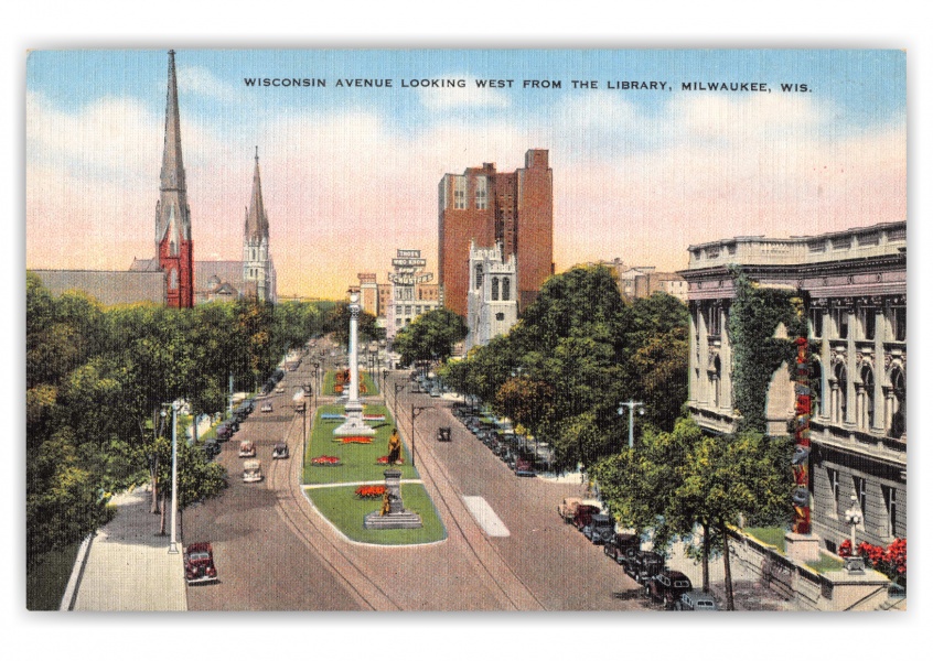 Milwaukee, Wisconsin, Wisconsin Avenue looking west