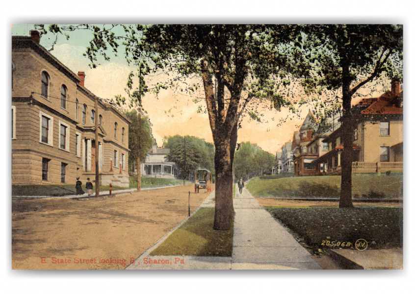 Sharon, Pennsylvania, East Start Street looking east