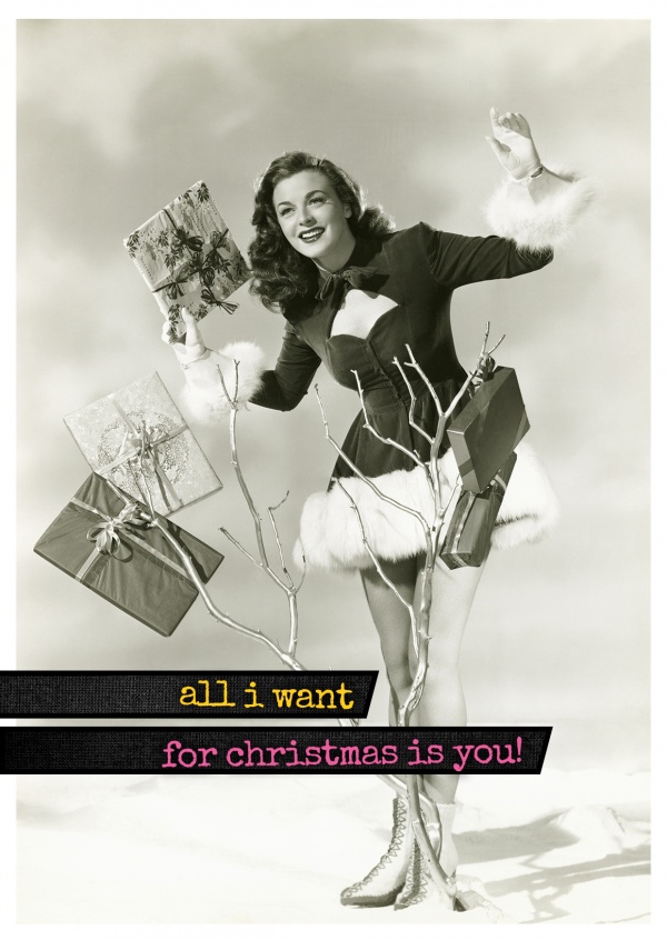 Vintage Foto Postkarte Frau mit Geschenken in Weihnachtskleid Spruch all I want for christmas
