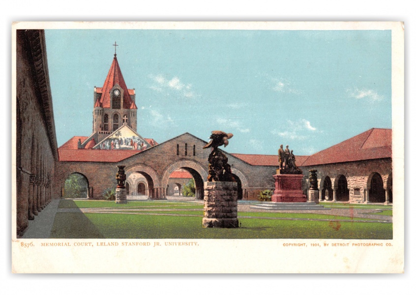 Stanford, California, Memorial Court, Leland Stanford Jr. University