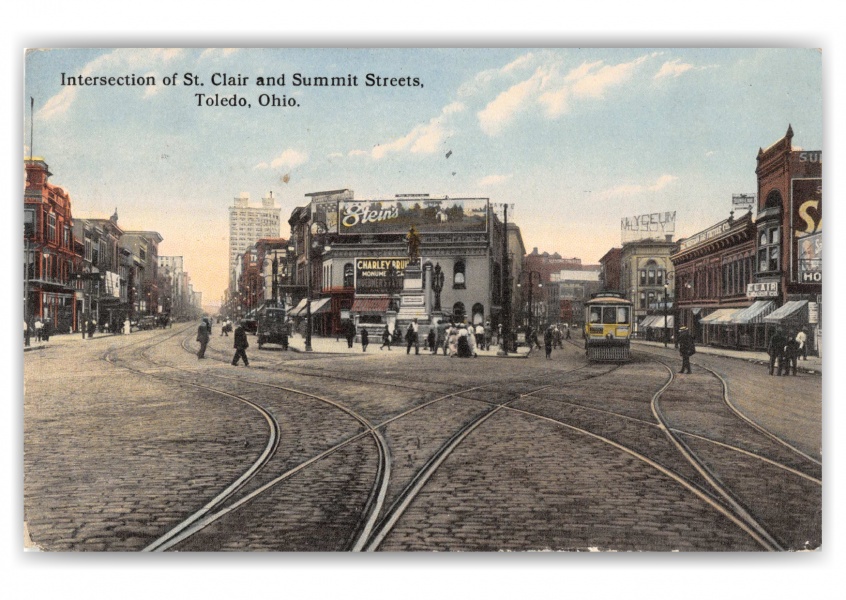 Toledo, ohio, Intersection of St. Clair and Summit Streets