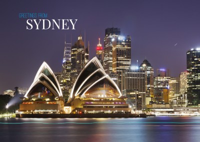 Photo of Sydney's opera house by night