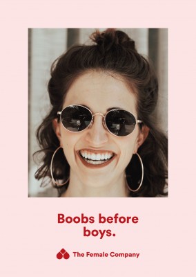 THE FEMALE COMPANY Postkarte boobs before boys