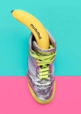Kubisika banana in sneaker