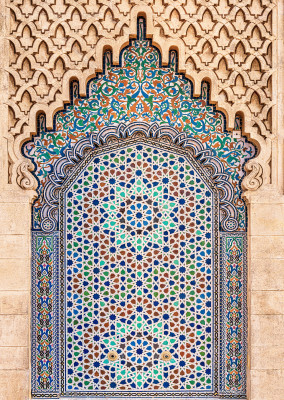 Morocco fountain tiles