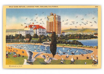 Oakland, California, Lakeside Park