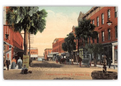 Palatka, Florida, Lemon Street looking East