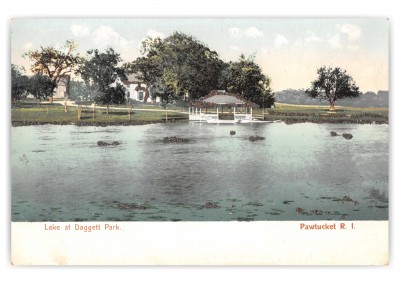 Pawtucket, Rhode Island, Lake at Daggett park