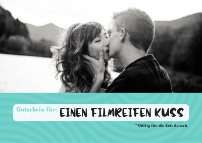 Postkarte Spruch Gutschein für einen filmreifen Kuss (gültig für die Zeit danach)