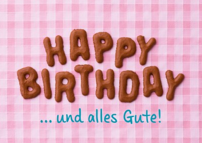buchstaben brot happy birthday karrierte tischdecke